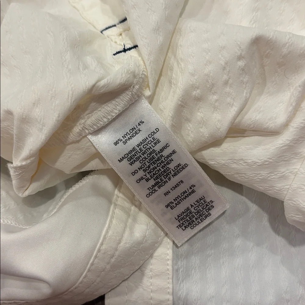 Vineyard Vines Harbor Cover Up - Picture 9 of 9